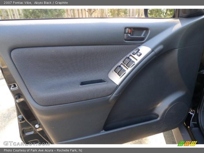 Abyss Black / Graphite 2007 Pontiac Vibe