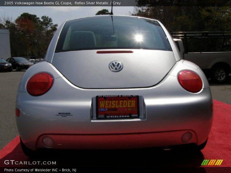 Reflex Silver Metallic / Grey 2005 Volkswagen New Beetle GL Coupe