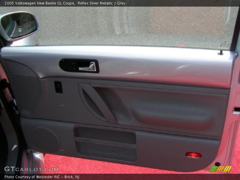 Reflex Silver Metallic / Grey 2005 Volkswagen New Beetle GL Coupe