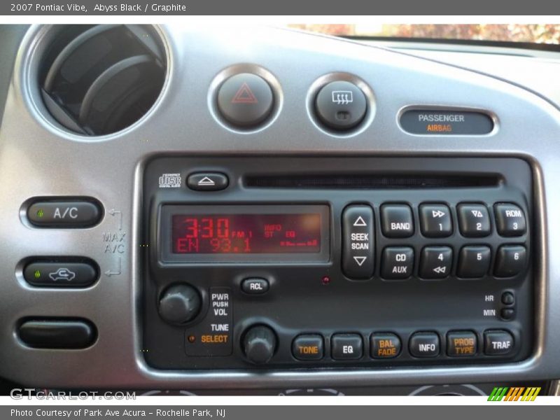 Abyss Black / Graphite 2007 Pontiac Vibe