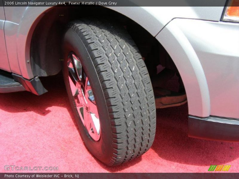 Pewter Metallic / Dove Grey 2006 Lincoln Navigator Luxury 4x4