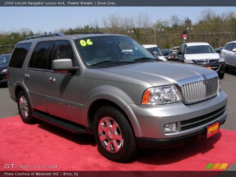 Pewter Metallic / Dove Grey 2006 Lincoln Navigator Luxury 4x4