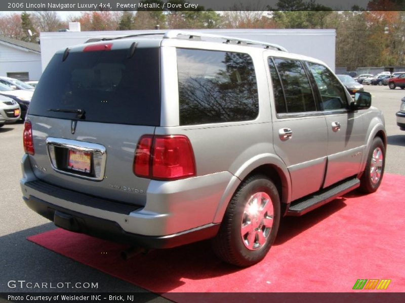 Pewter Metallic / Dove Grey 2006 Lincoln Navigator Luxury 4x4