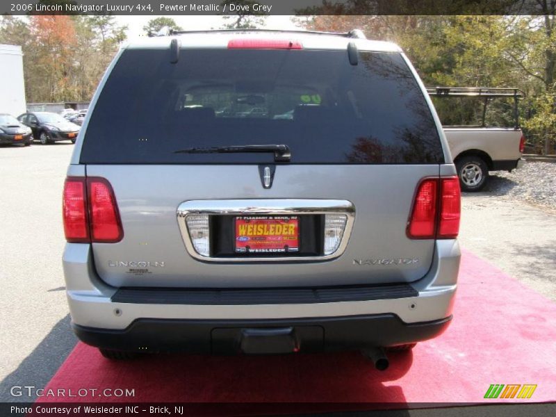 Pewter Metallic / Dove Grey 2006 Lincoln Navigator Luxury 4x4
