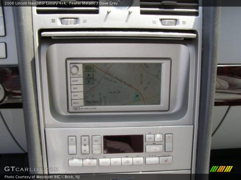 Pewter Metallic / Dove Grey 2006 Lincoln Navigator Luxury 4x4