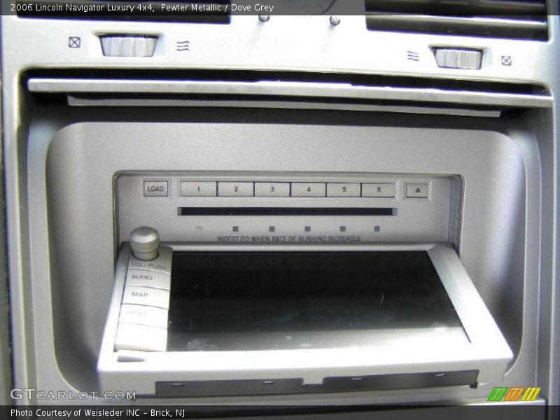 Pewter Metallic / Dove Grey 2006 Lincoln Navigator Luxury 4x4
