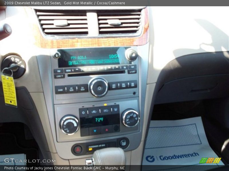 Gold Mist Metallic / Cocoa/Cashmere 2009 Chevrolet Malibu LTZ Sedan