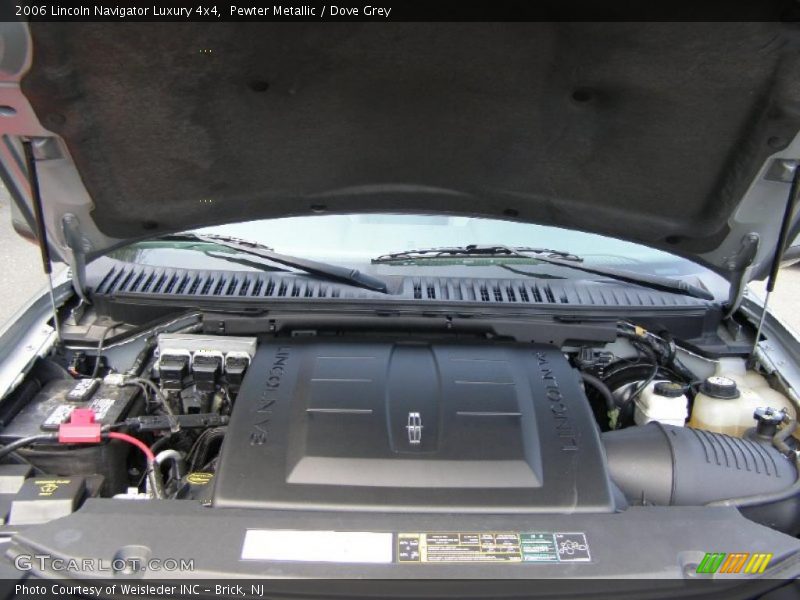 Pewter Metallic / Dove Grey 2006 Lincoln Navigator Luxury 4x4