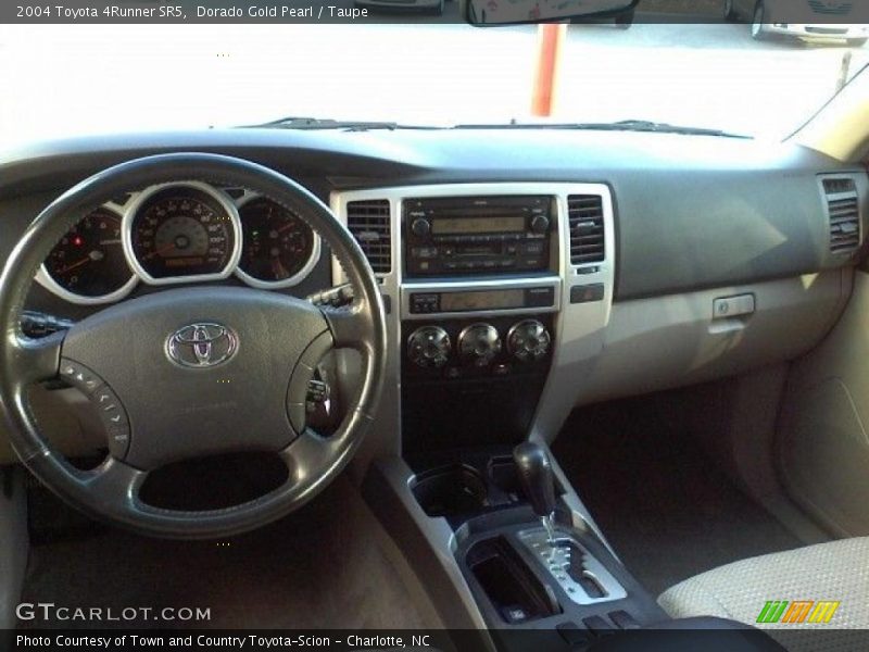 Dorado Gold Pearl / Taupe 2004 Toyota 4Runner SR5