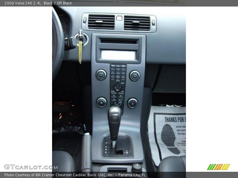 Black / Off Black 2009 Volvo S40 2.4i