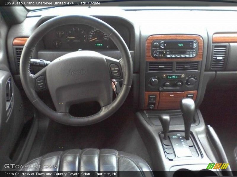 Black / Agate 1999 Jeep Grand Cherokee Limited 4x4