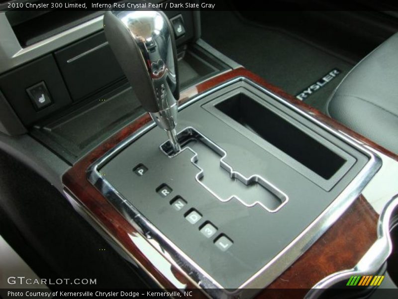 Inferno Red Crystal Pearl / Dark Slate Gray 2010 Chrysler 300 Limited