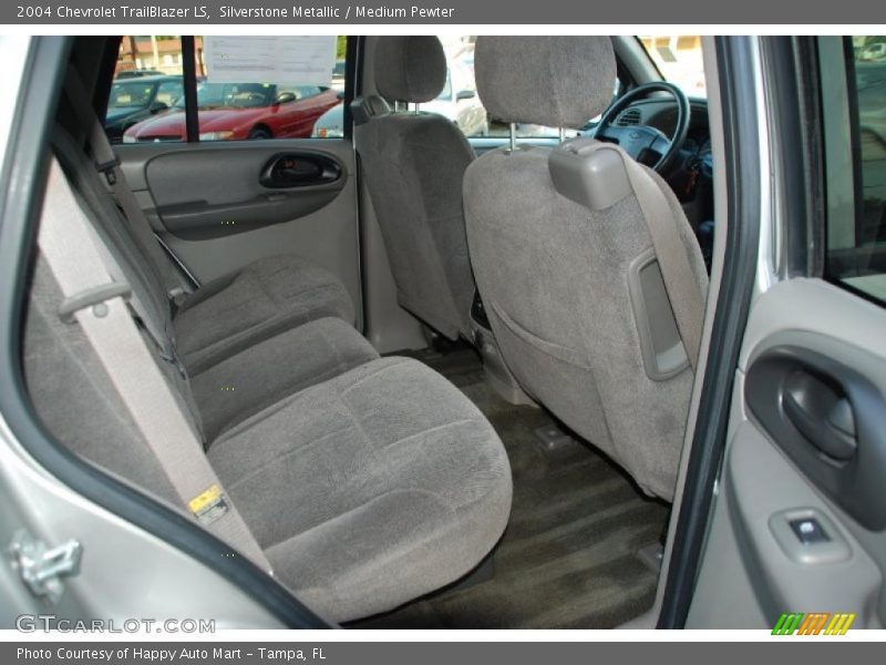 Silverstone Metallic / Medium Pewter 2004 Chevrolet TrailBlazer LS