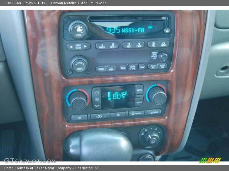 Carbon Metallic / Medium Pewter 2004 GMC Envoy SLT 4x4