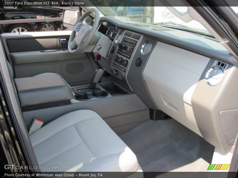 Black / Stone 2007 Ford Expedition XLT 4x4