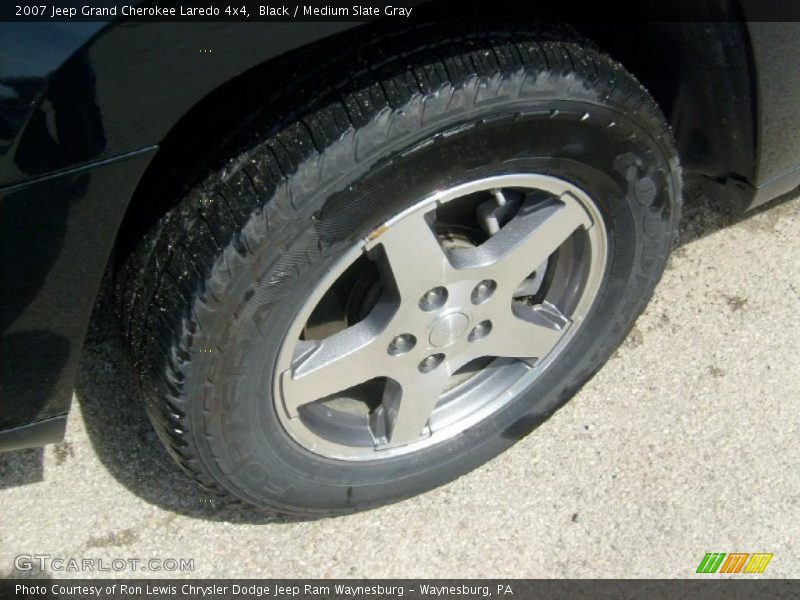 Black / Medium Slate Gray 2007 Jeep Grand Cherokee Laredo 4x4