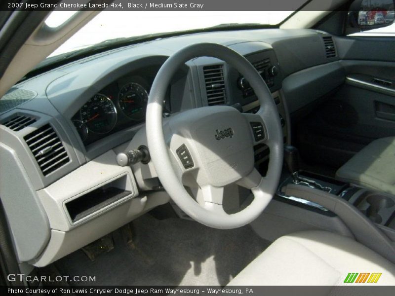 Black / Medium Slate Gray 2007 Jeep Grand Cherokee Laredo 4x4