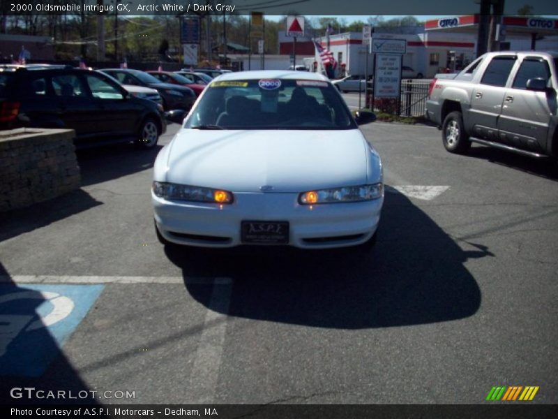 Arctic White / Dark Gray 2000 Oldsmobile Intrigue GX