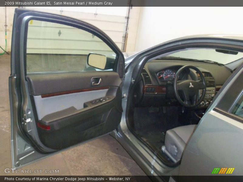 Satin Meisai Pearl / Medium Gray 2009 Mitsubishi Galant ES