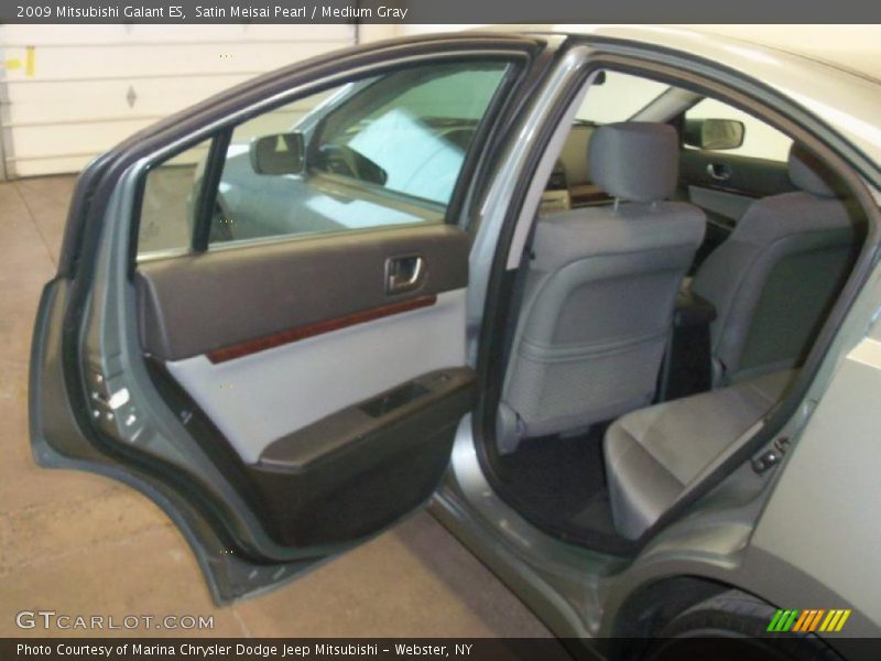 Satin Meisai Pearl / Medium Gray 2009 Mitsubishi Galant ES