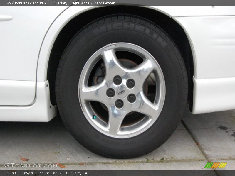 Bright White / Dark Pewter 1997 Pontiac Grand Prix GTP Sedan