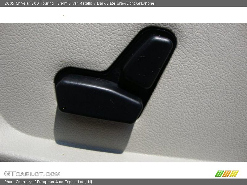 Bright Silver Metallic / Dark Slate Gray/Light Graystone 2005 Chrysler 300 Touring