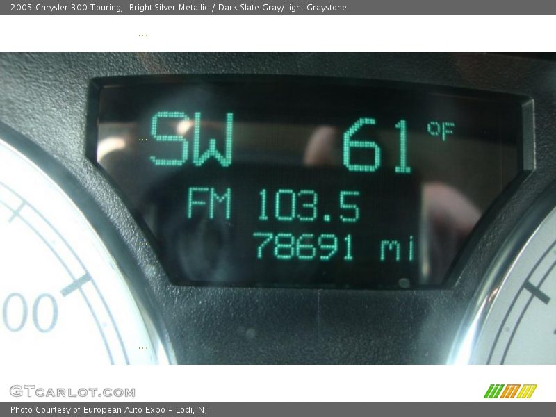 Bright Silver Metallic / Dark Slate Gray/Light Graystone 2005 Chrysler 300 Touring