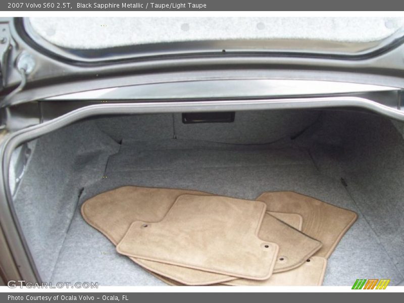 Black Sapphire Metallic / Taupe/Light Taupe 2007 Volvo S60 2.5T