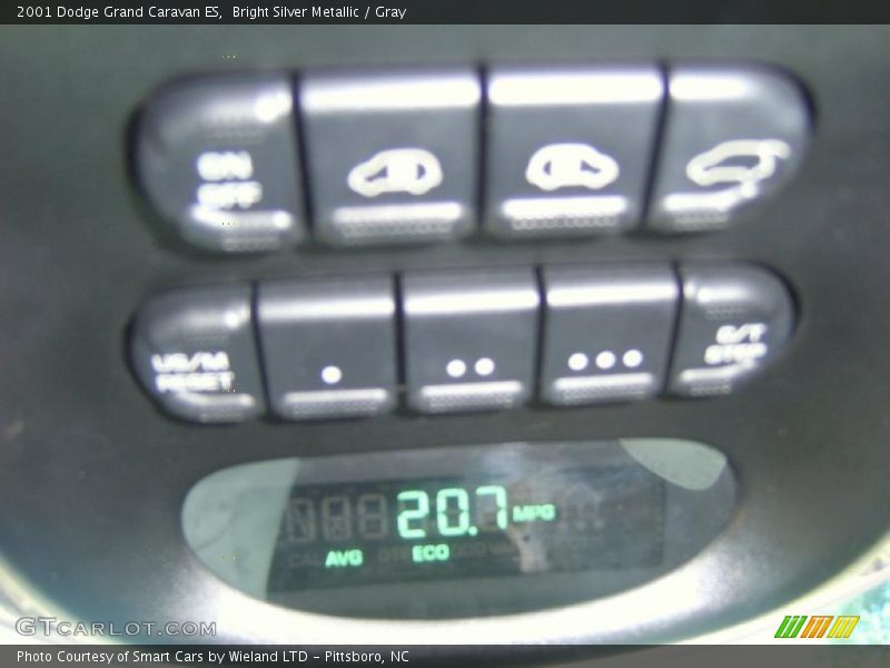 Bright Silver Metallic / Gray 2001 Dodge Grand Caravan ES