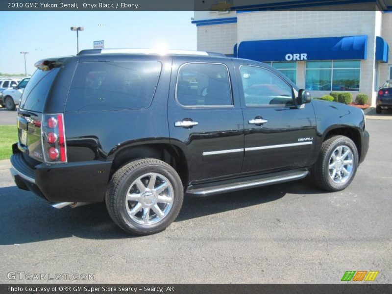 Onyx Black / Ebony 2010 GMC Yukon Denali