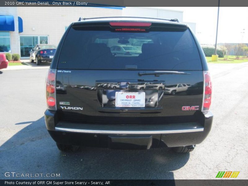 Onyx Black / Ebony 2010 GMC Yukon Denali