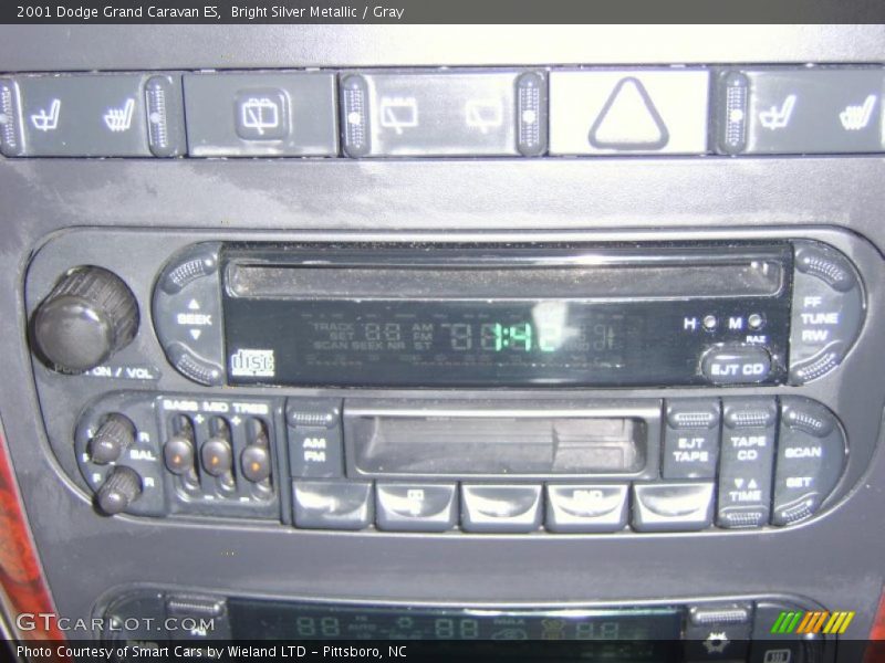 Bright Silver Metallic / Gray 2001 Dodge Grand Caravan ES