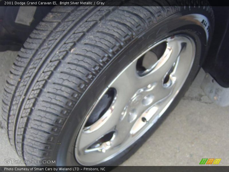 Bright Silver Metallic / Gray 2001 Dodge Grand Caravan ES