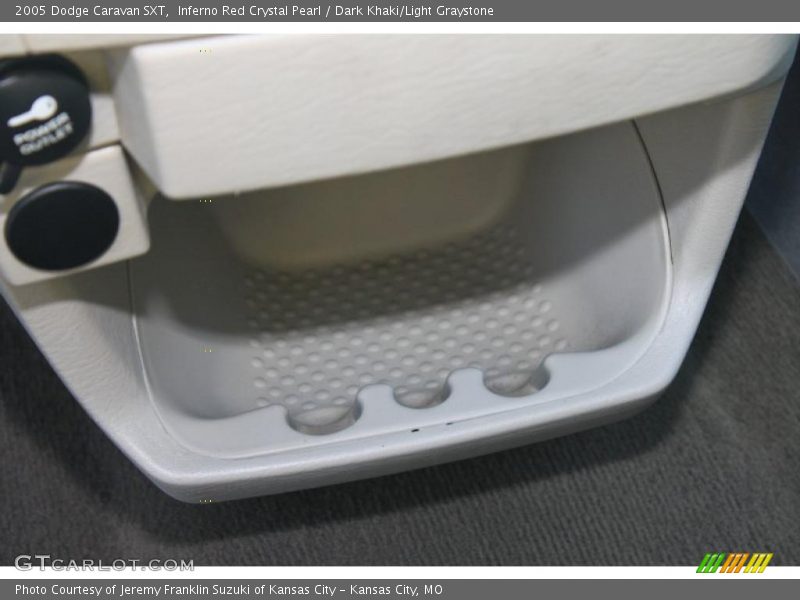 Inferno Red Crystal Pearl / Dark Khaki/Light Graystone 2005 Dodge Caravan SXT