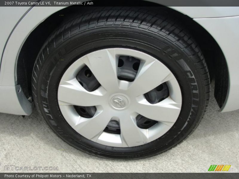 Titanium Metallic / Ash 2007 Toyota Camry LE V6