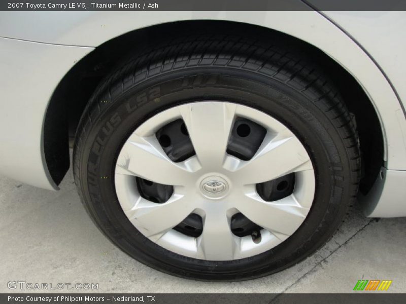 Titanium Metallic / Ash 2007 Toyota Camry LE V6