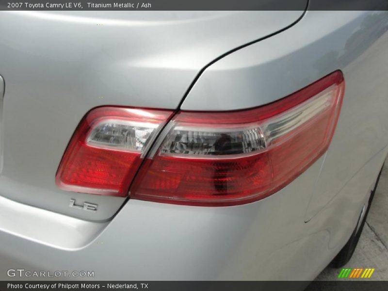 Titanium Metallic / Ash 2007 Toyota Camry LE V6
