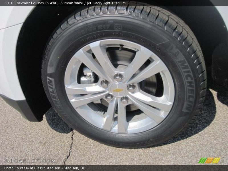 Summit White / Jet Black/Light Titanium 2010 Chevrolet Equinox LS AWD