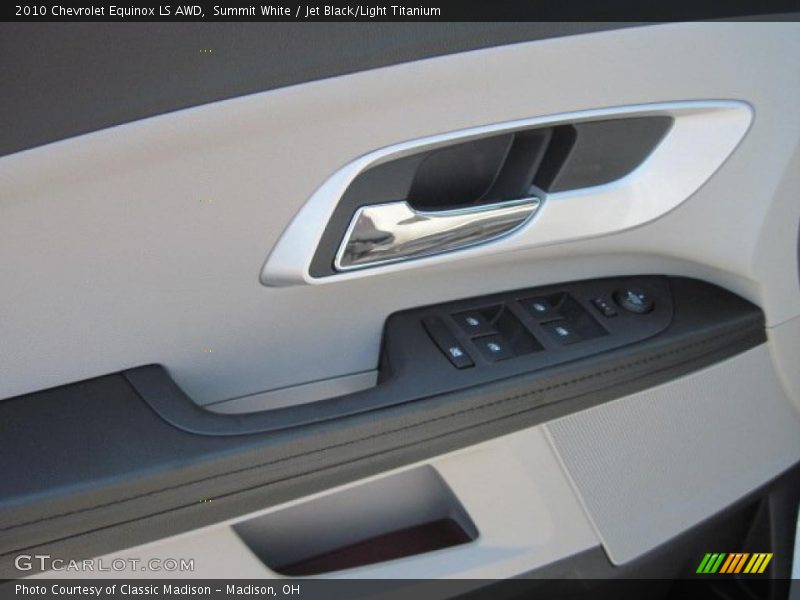 Summit White / Jet Black/Light Titanium 2010 Chevrolet Equinox LS AWD