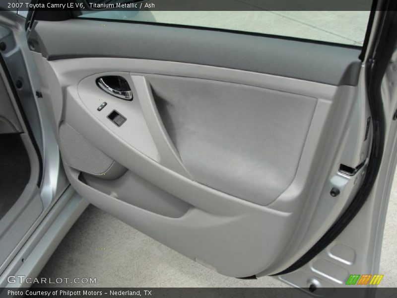 Titanium Metallic / Ash 2007 Toyota Camry LE V6