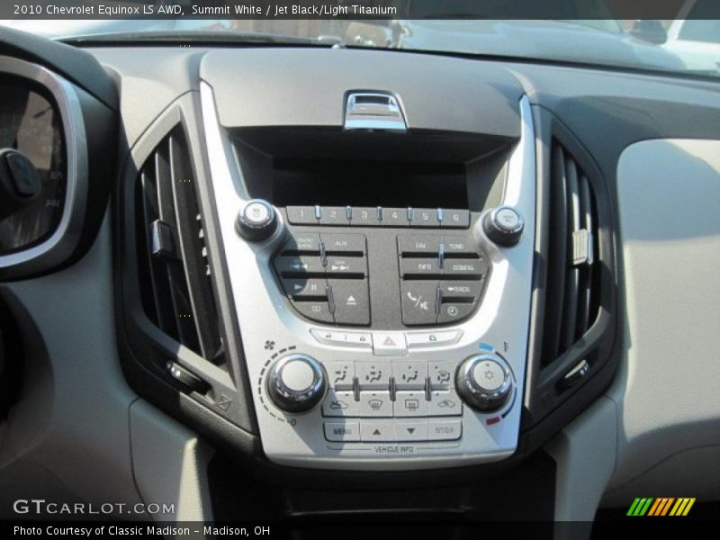 Summit White / Jet Black/Light Titanium 2010 Chevrolet Equinox LS AWD