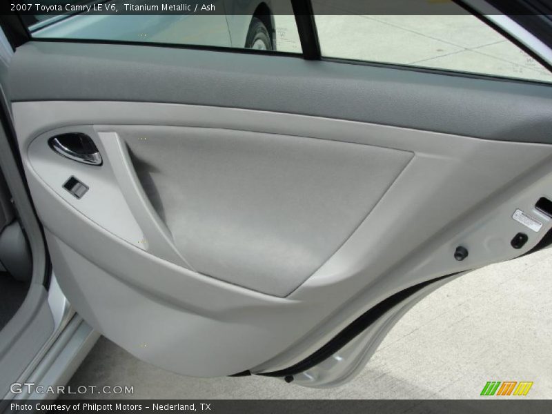 Titanium Metallic / Ash 2007 Toyota Camry LE V6