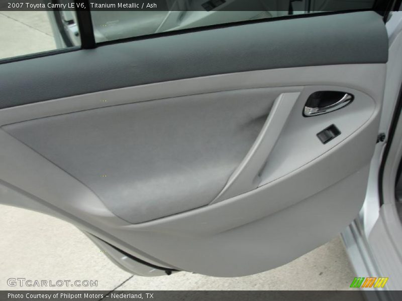 Titanium Metallic / Ash 2007 Toyota Camry LE V6