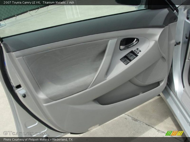 Titanium Metallic / Ash 2007 Toyota Camry LE V6