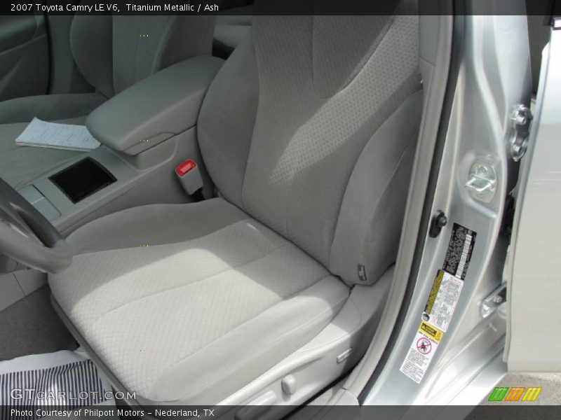 Titanium Metallic / Ash 2007 Toyota Camry LE V6