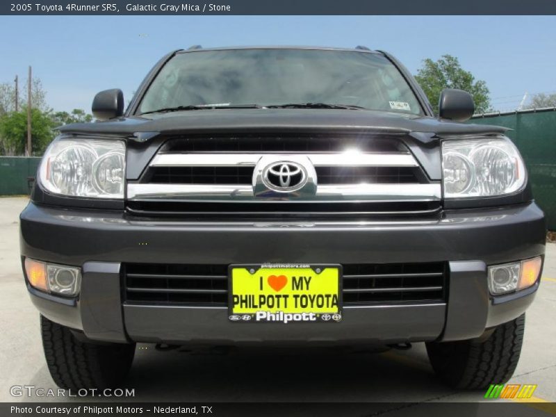 Galactic Gray Mica / Stone 2005 Toyota 4Runner SR5