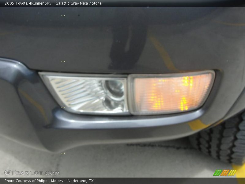 Galactic Gray Mica / Stone 2005 Toyota 4Runner SR5