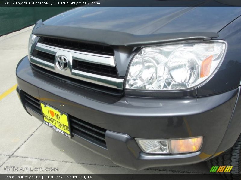 Galactic Gray Mica / Stone 2005 Toyota 4Runner SR5