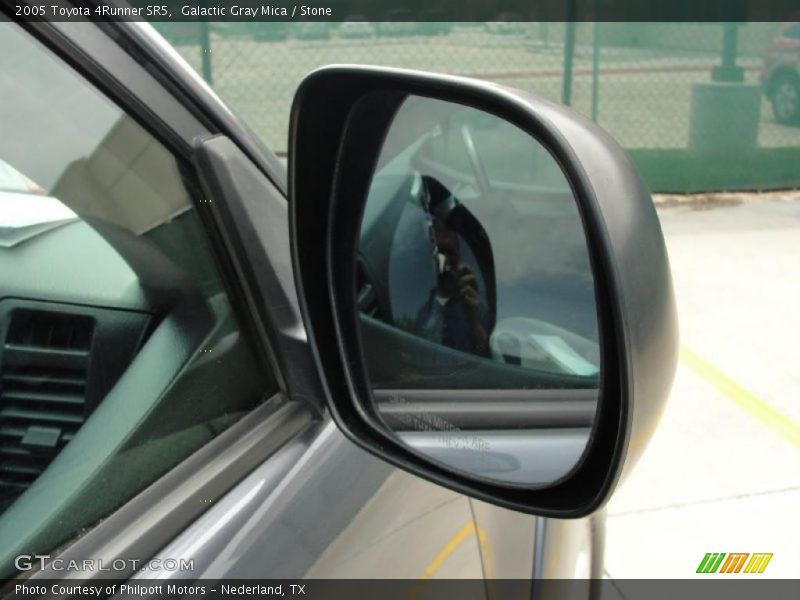 Galactic Gray Mica / Stone 2005 Toyota 4Runner SR5