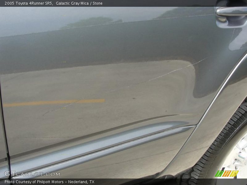 Galactic Gray Mica / Stone 2005 Toyota 4Runner SR5